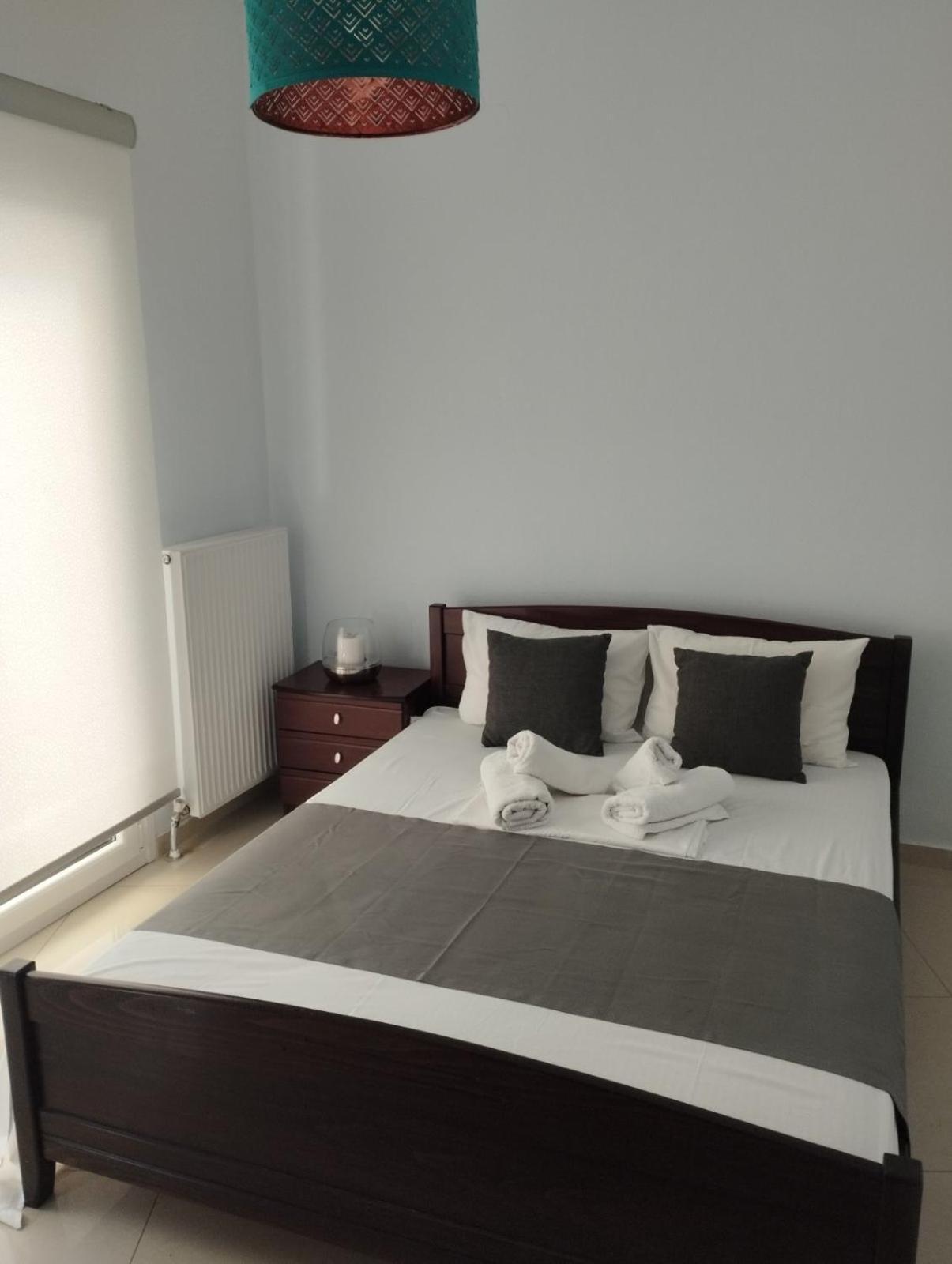 Peramos Luxury Apartamento Néa Péramos Exterior foto